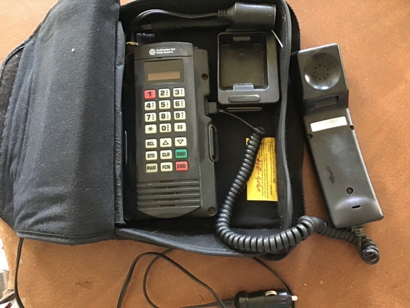 Vintage Southwestern Bell Mobile Systems Car Cell Phone With Bag